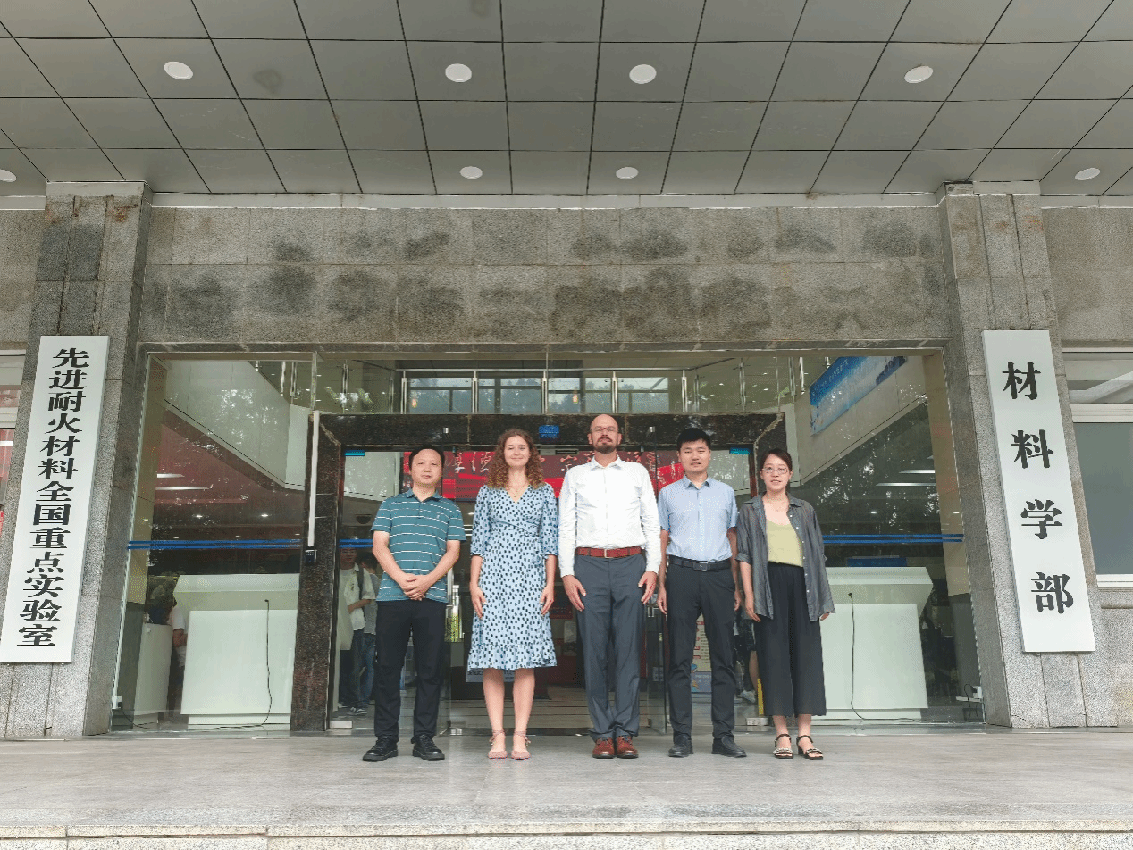 高溫材料與爐襯技術(shù)國家地方聯(lián)合工程研究中心在計算機軟件開發(fā)中的創(chuàng)新應(yīng)用
